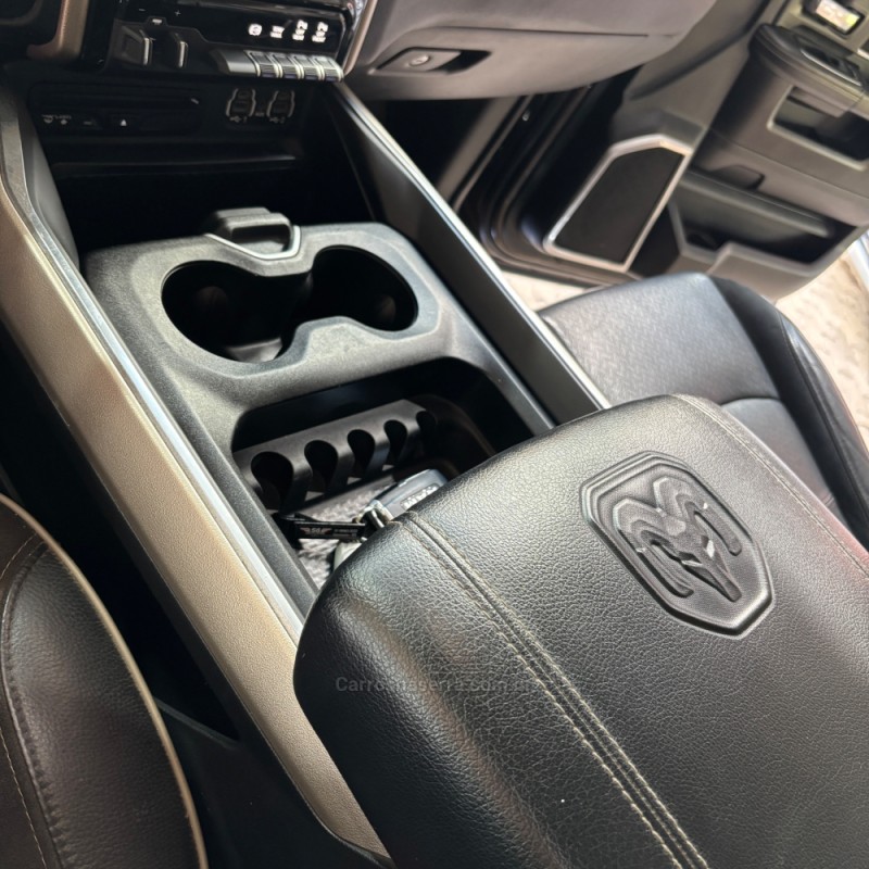 2500 LARAMIE 6.7 CD 4X4 TDI DIESEL 4P AUTOMÁTICA - 2019 - HARMONIA