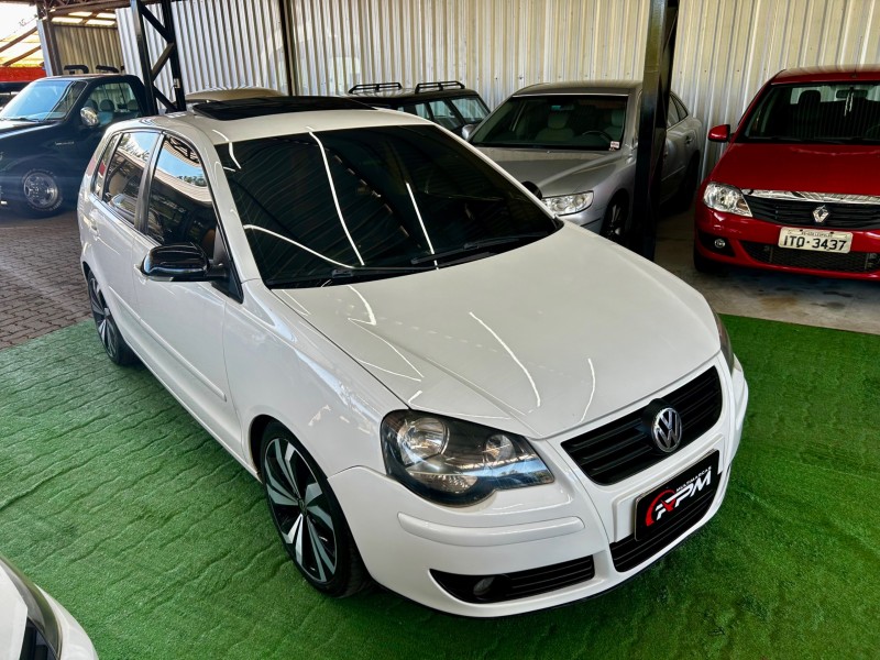 POLO 1.6 MI SPORTLINE 8V FLEX 4P MANUAL - 2010 - SãO SEBASTIãO DO CAí