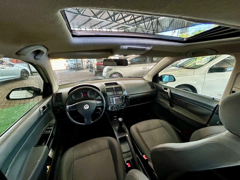 POLO 1.6 MI SPORTLINE 8V FLEX 4P MANUAL - 2010 - SãO SEBASTIãO DO CAí