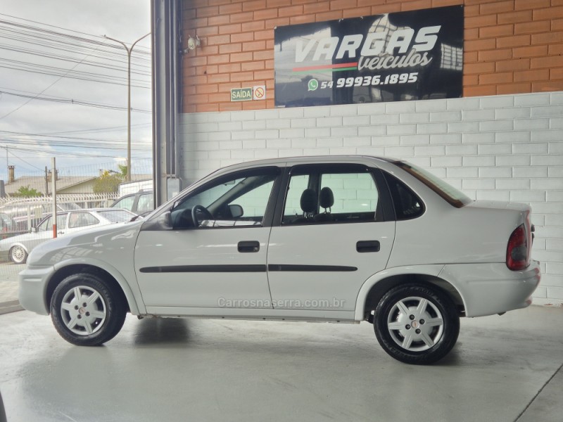 CORSA 1.6 MPFI CLASSIC SEDAN 8V GASOLINA 4P MANUAL - 2003 - CAXIAS DO SUL