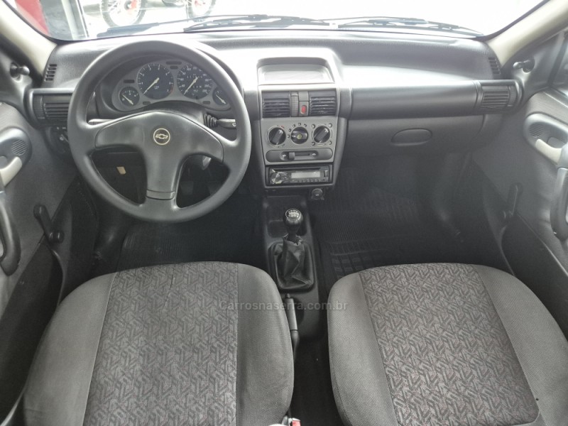 CORSA 1.6 MPFI CLASSIC SEDAN 8V GASOLINA 4P MANUAL - 2003 - CAXIAS DO SUL