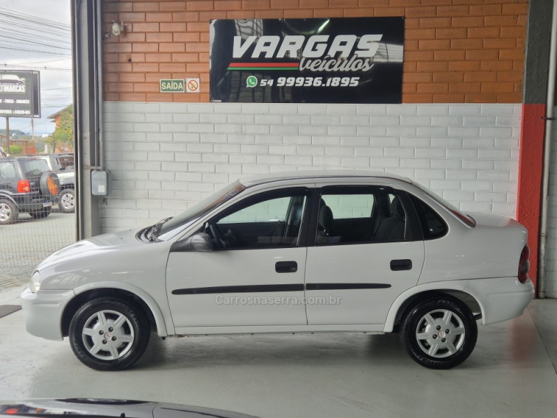 CORSA 1.6 MPFI CLASSIC SEDAN 8V GASOLINA 4P MANUAL - 2003 - CAXIAS DO SUL