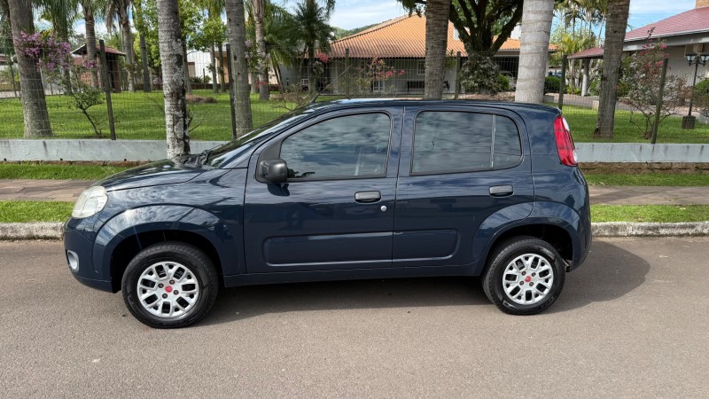 UNO 1.0 EVO VIVACE 8V FLEX 4P MANUAL - 2014 - FELIZ
