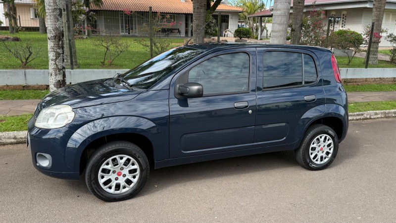 UNO 1.0 EVO VIVACE 8V FLEX 4P MANUAL - 2014 - FELIZ