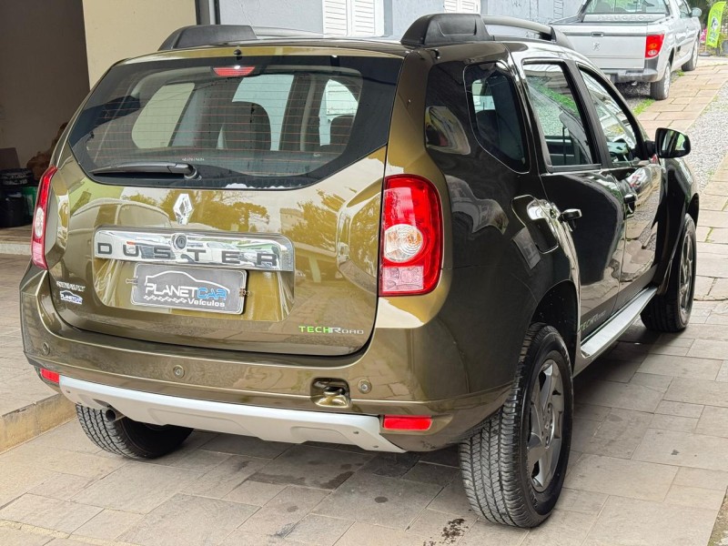 DUSTER 1.6 TECH ROAD 4X2 16V FLEX 4P MANUAL - 2014 - FARROUPILHA