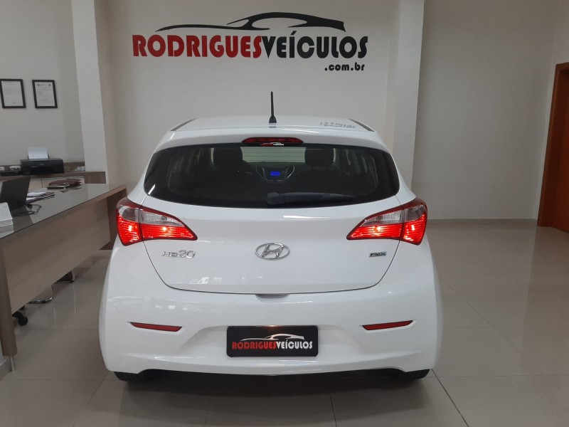 HB20 1.0 COMFORT 12V FLEX 4P MANUAL - 2015 - CAXIAS DO SUL