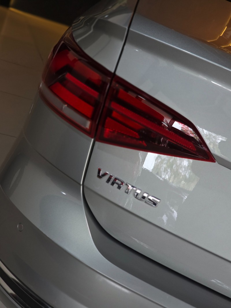 VIRTUS 1.0 200 TSI HIGHLINE AUTOMÁTICO - 2022 - CAXIAS DO SUL
