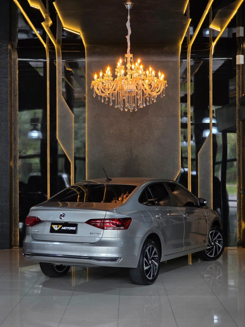 VIRTUS 1.0 200 TSI HIGHLINE AUTOMÁTICO - 2022 - CAXIAS DO SUL