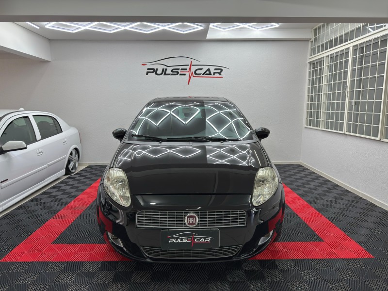 PUNTO 1.4 ELX 8V FLEX 4P MANUAL - 2010 - CAXIAS DO SUL