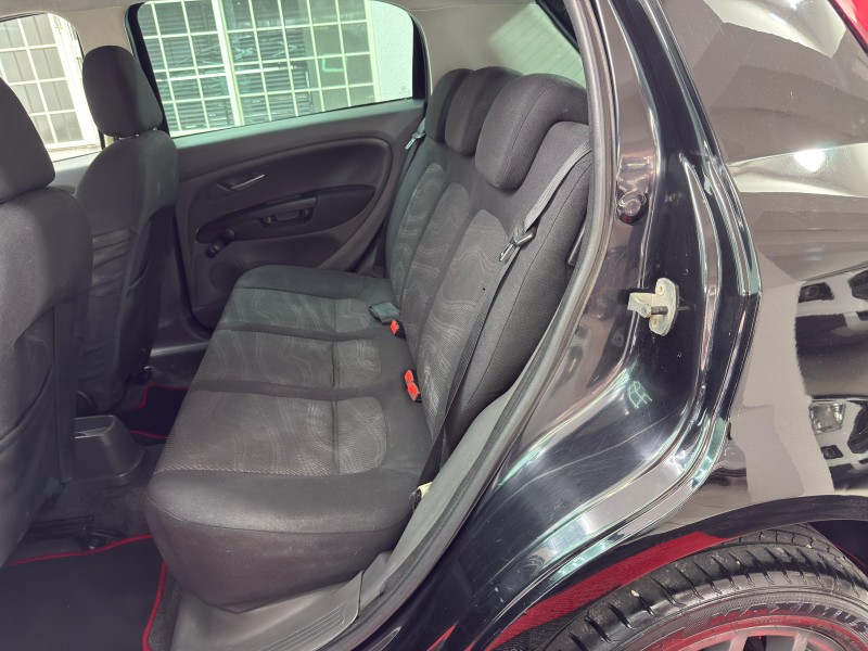 PUNTO 1.4 ELX 8V FLEX 4P MANUAL - 2010 - CAXIAS DO SUL
