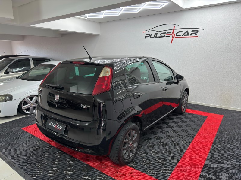 PUNTO 1.4 ELX 8V FLEX 4P MANUAL - 2010 - CAXIAS DO SUL