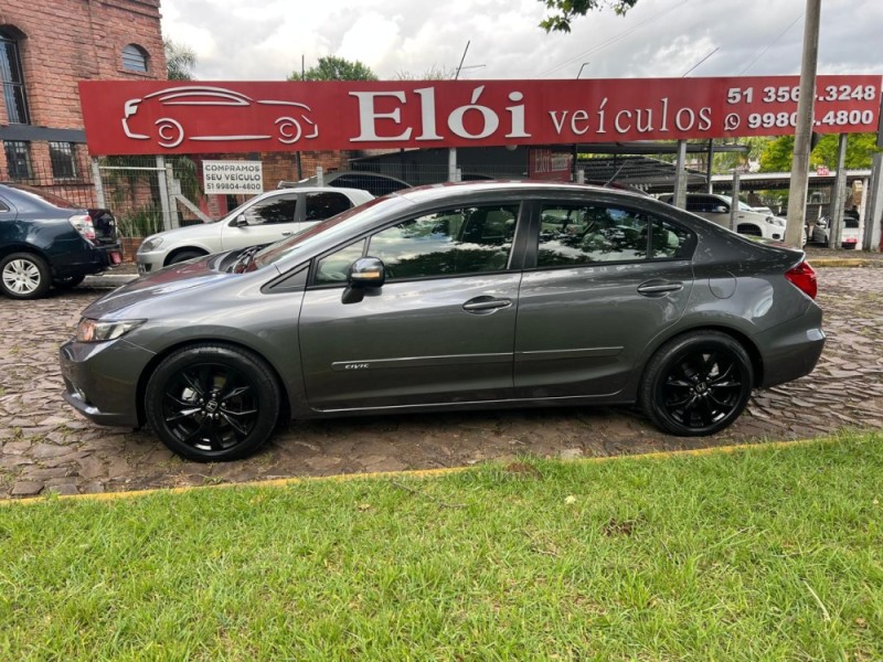 CIVIC 2.0 LXR 16V FLEX 4P AUTOMÁTICO - 2015 - DOIS IRMãOS