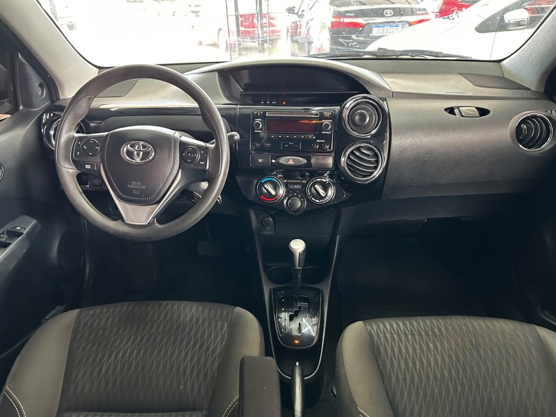 ETIOS 1.5 XS SEDAN 16V FLEX 4P AUTOMÁTICO - 2018 - SãO SEBASTIãO DO CAí