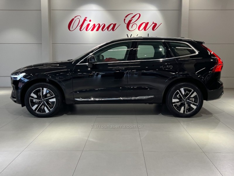 XC60 2.0 T8 RECHARGE PLUS AWD HIBRIDO 4P AUTOMÁTICO - 2026 - FLORES DA CUNHA