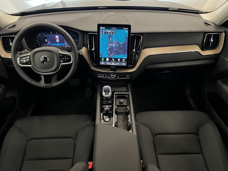 XC60 2.0 T8 RECHARGE PLUS AWD HIBRIDO 4P AUTOMÁTICO - 2026 - FLORES DA CUNHA