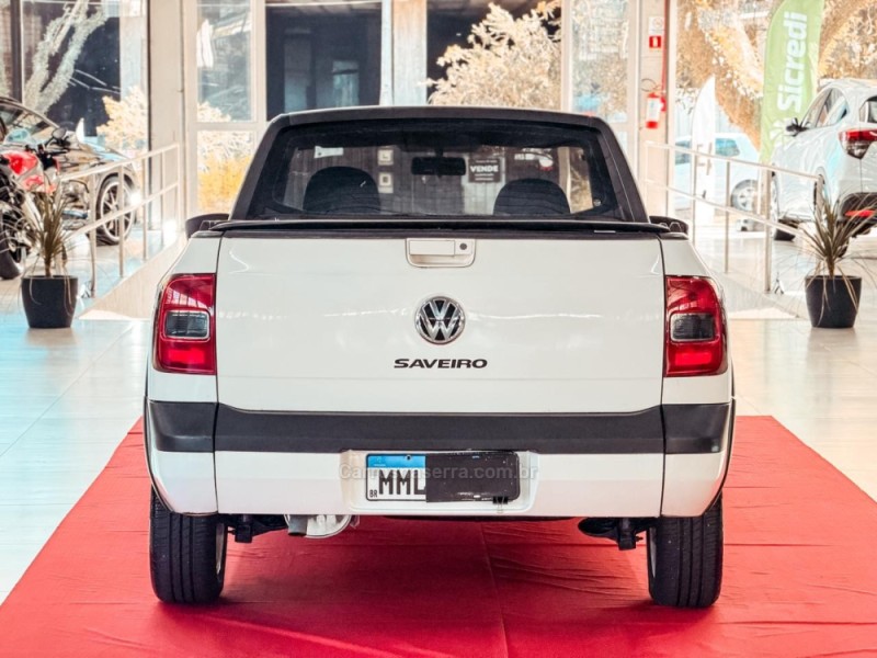 SAVEIRO 1.6 MI CE 8V FLEX 2P MANUAL G.V - 2014 - NOVA PRATA