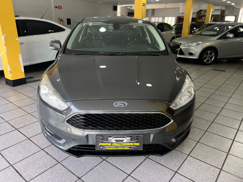 FOCUS 2.0 SE SEDAN 16V FLEX 4P AUTOMÁTICO - 2017 - CAXIAS DO SUL