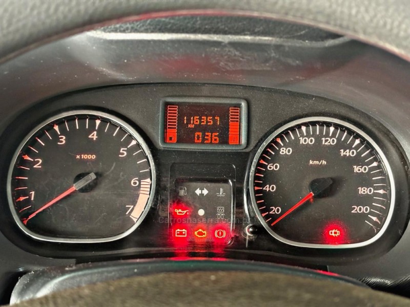 DUSTER 1.6 DYNAMIQUE 4X2 16V FLEX 4P MANUAL - 2014 - NOVO HAMBURGO