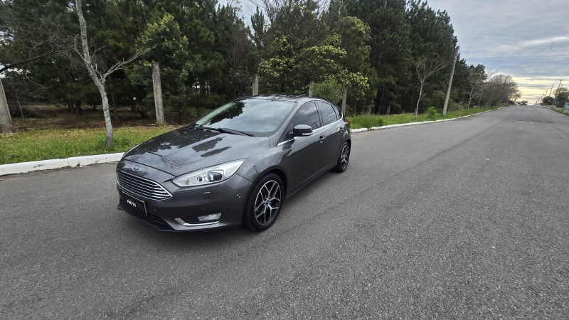 FOCUS 2.0 TITANIUM PLUS 16V FLEX 4P AUTOMÁTICO - 2016 - BENTO GONçALVES