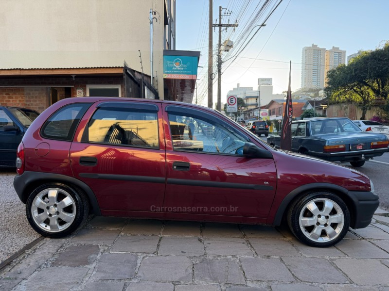 CORSA 1.6 MPFI GL 8V GASOLINA 4P MANUAL - 1996 - CAXIAS DO SUL