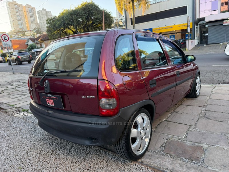 CORSA 1.6 MPFI GL 8V GASOLINA 4P MANUAL - 1996 - CAXIAS DO SUL
