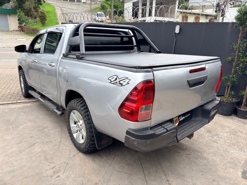 HILUX 3.0 SRV 4X4 CD 16V TURBO DIESEL 4P MANUAL - 2018 - CAXIAS DO SUL