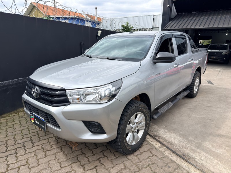 hilux 3.0 srv 4x4 cd 16v turbo diesel 4p manual 2018 caxias do sul