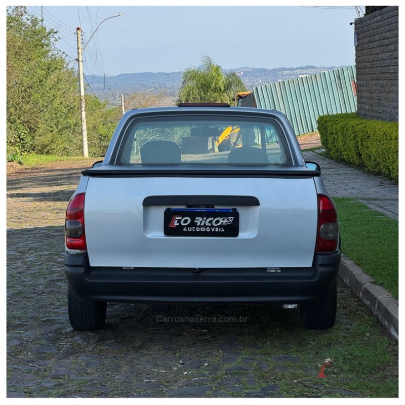 CORSA 1.6 MPFI STD CS PICK-UP 8V GASOLINA 2P MANUAL - 2001 - CAMPO BOM