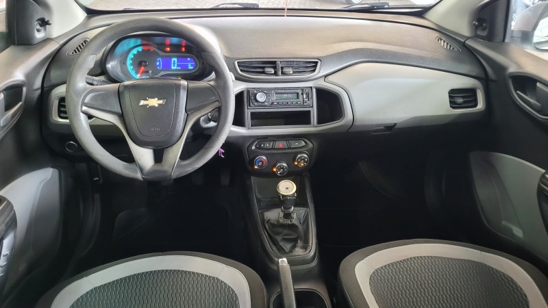 ONIX 1.0 LT 8V FLEX 4P MANUAL - 2016 - GARIBALDI