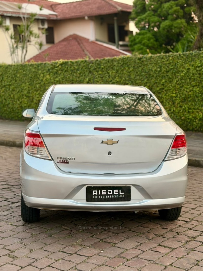 PRISMA 1.0 MPFI VHCE JOY 8V FLEX 4P MANUAL - 2018 - VENâNCIO AIRES