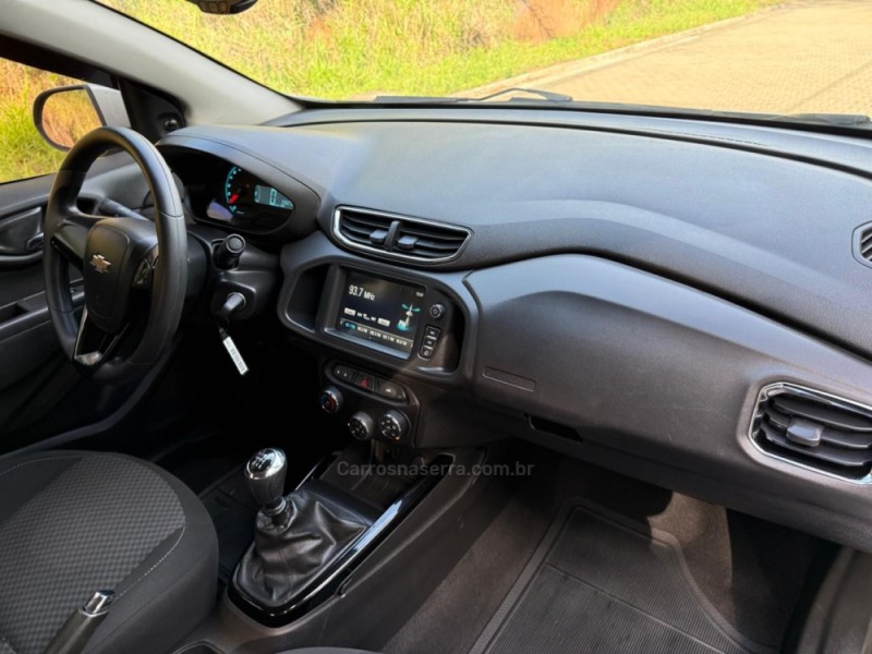 PRISMA 1.4 MPFI LT 8V FLEX 4P MANUAL - 2017 - IVOTI