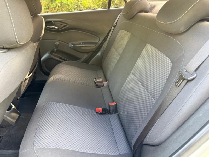 PRISMA 1.4 MPFI LT 8V FLEX 4P MANUAL - 2017 - IVOTI
