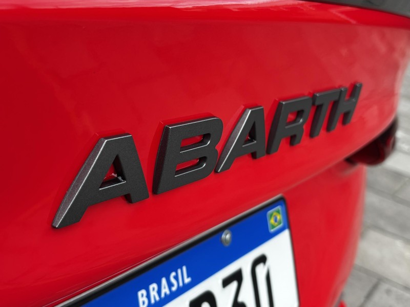 FASTBACK 1.3 ABARTH 270 TURBO FLEX 4P AUTOMÁTICO - 2024 - FARROUPILHA