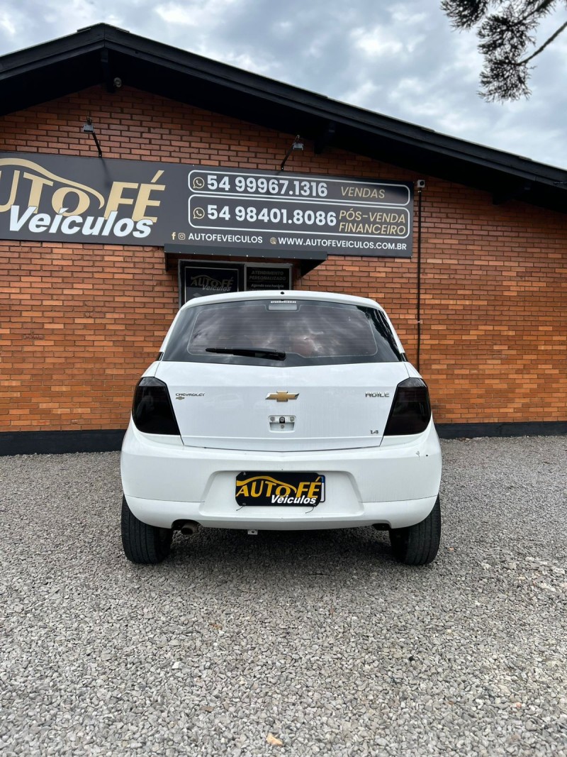 AGILE 1.4 MPFI LTZ 8V FLEX 4P MANUAL - 2010 - CANELA