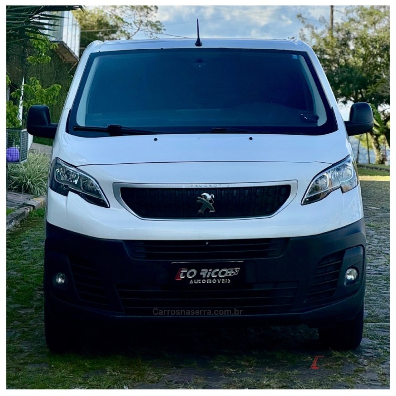 EXPERT 1.6 BLUEHDI DIESEL BUSINESS PACK MANUAL - 2021 - CAMPO BOM
