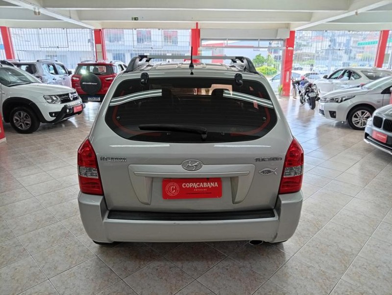TUCSON 2.0 MPFI GL 16V 142CV 2WD GASOLINA 4P MANUAL - 2010 - CAXIAS DO SUL