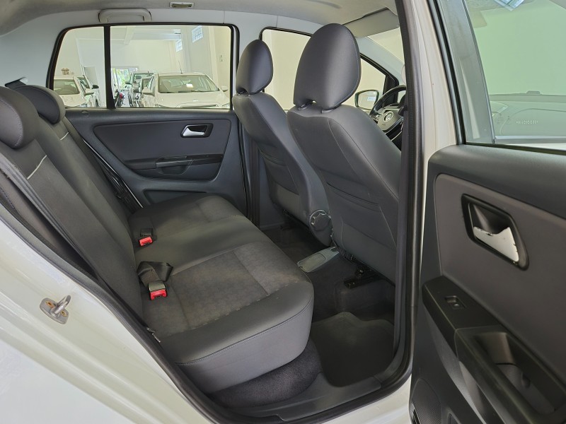 FOX 1.0 MPI COMFORTLINE 12V FLEX 4P MANUAL - 2017 - BENTO GONçALVES