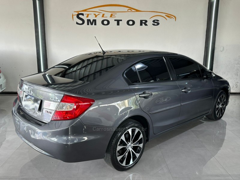CIVIC 2.0 LXR 16V FLEX 4P AUTOMÁTICO - 2016 - NOVO HAMBURGO