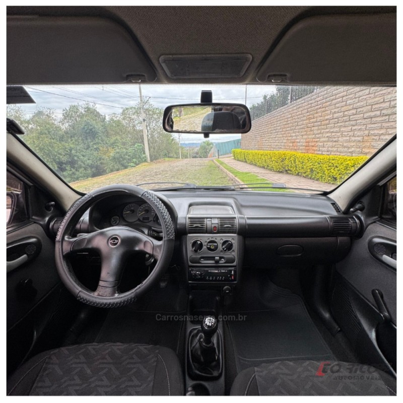 CLASSIC 1.0 MPFI LIFE 8V GASOLINA 4P MANUAL - 2006 - CAMPO BOM