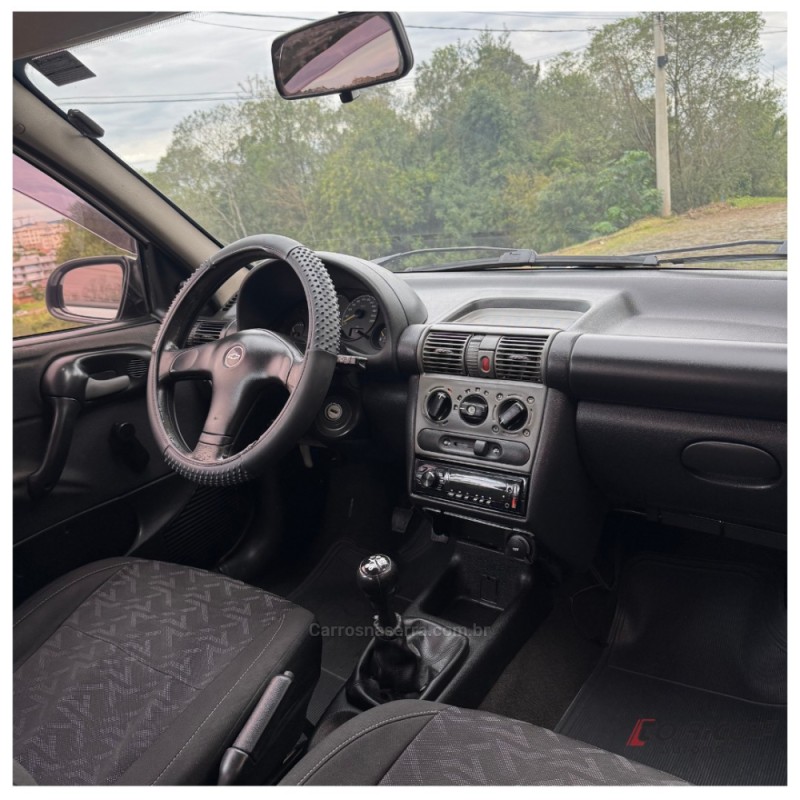 CLASSIC 1.0 MPFI LIFE 8V GASOLINA 4P MANUAL - 2006 - CAMPO BOM