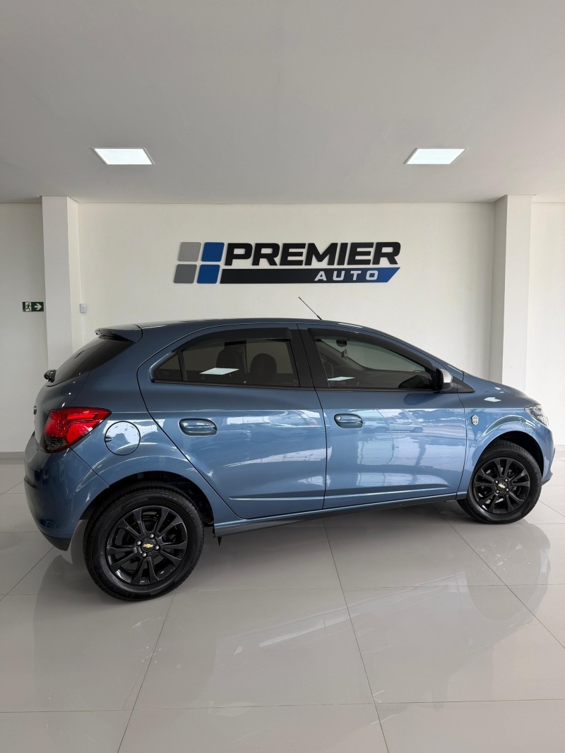 ONIX 1.0 MPFI SELEÇÃO 8V FLEX 4P MANUAL - 2015 - CAXIAS DO SUL