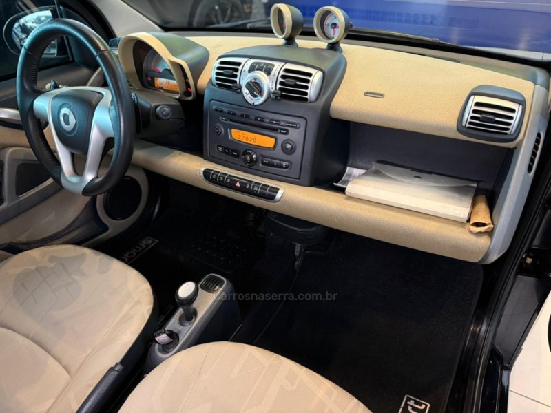 FORTWO 1.0 COUPE 3 CILINDROS TURBO GASOLINA 2P AUTOMÁTICO - 2009 - SãO LEOPOLDO
