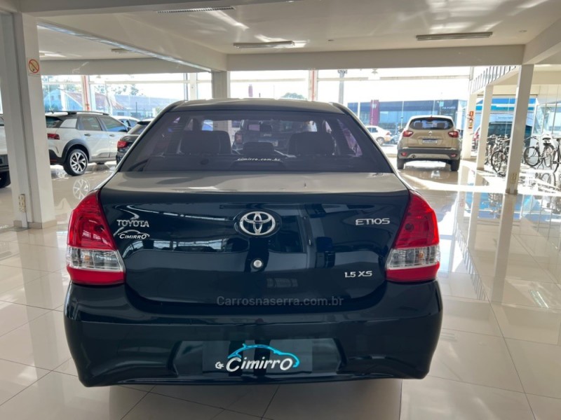 ETIOS 1.5 XS SEDAN 16V FLEX 4P MANUAL - 2018 - TAQUARA