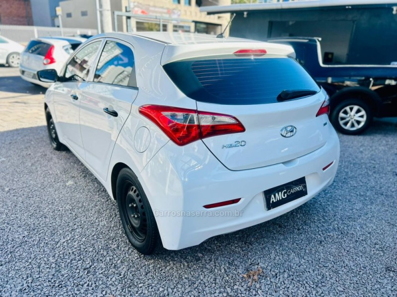 HB20 1.0 COMFORT 12V FLEX 4P MANUAL - 2013 - CAXIAS DO SUL