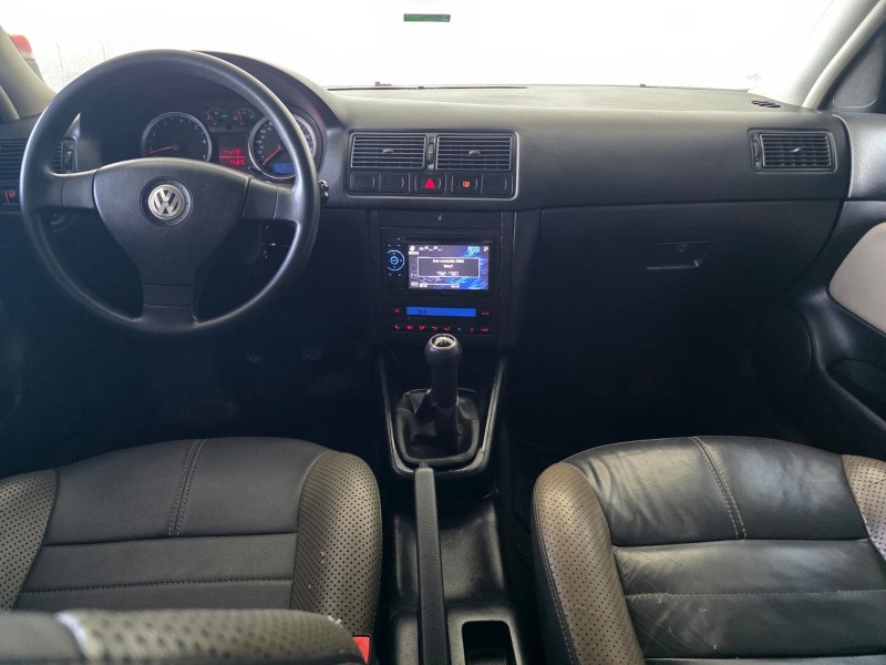 GOLF 1.6 MI SPORTLINE 8V FLEX 4P MANUAL - 2009 - FARROUPILHA