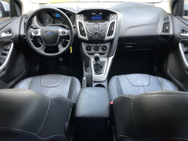 FOCUS 1.6 SE 16V FLEX 4P MANUAL - 2015 - CAXIAS DO SUL