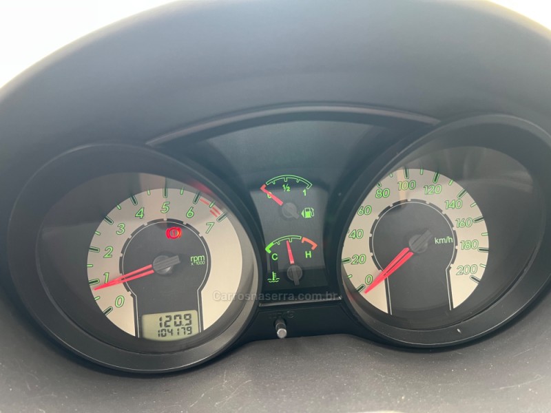 FIESTA 1.6 MPI TRAIL HATCH 8V FLEX 4P MANUAL - 2008 - CAXIAS DO SUL