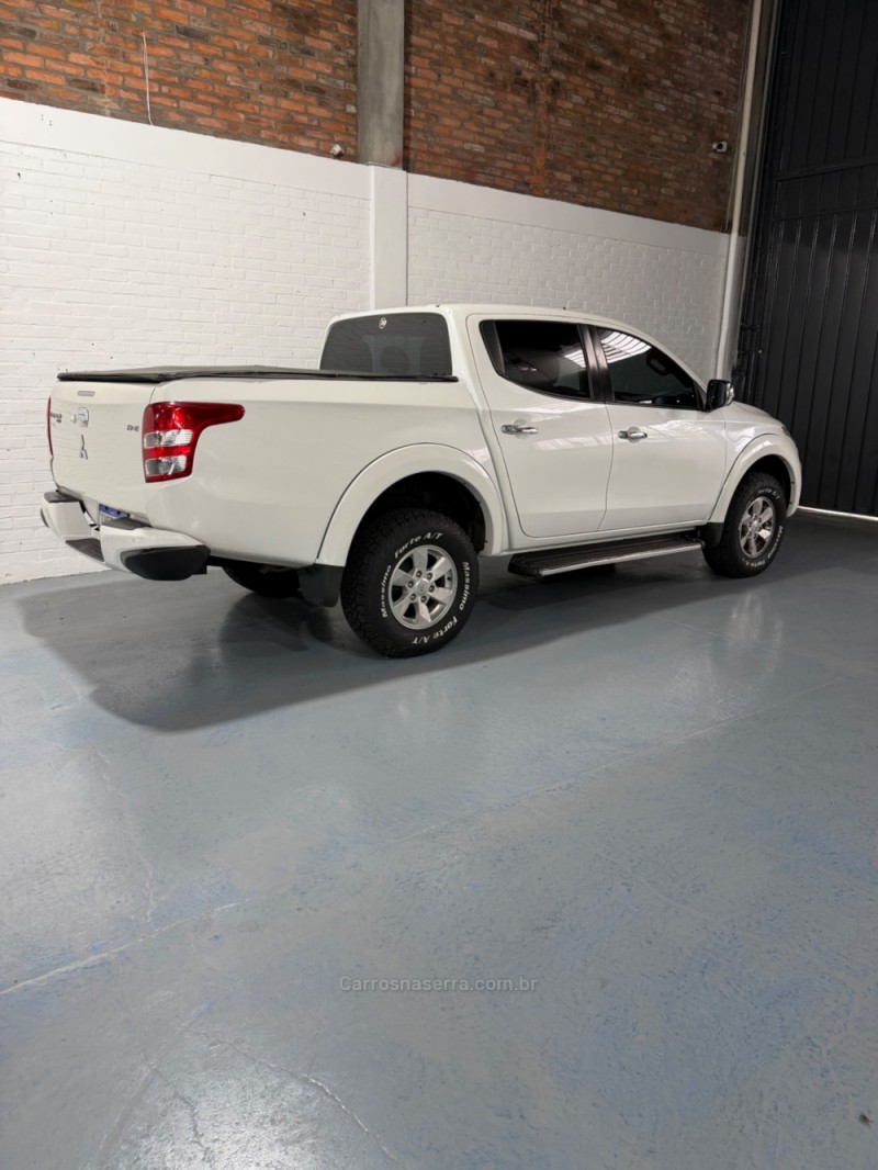 L200 TRITON 2.4 HPE-S SPORT 4X4 CD 16V DIESEL 4P AUTOMÁTICO - 2018 - CAXIAS DO SUL