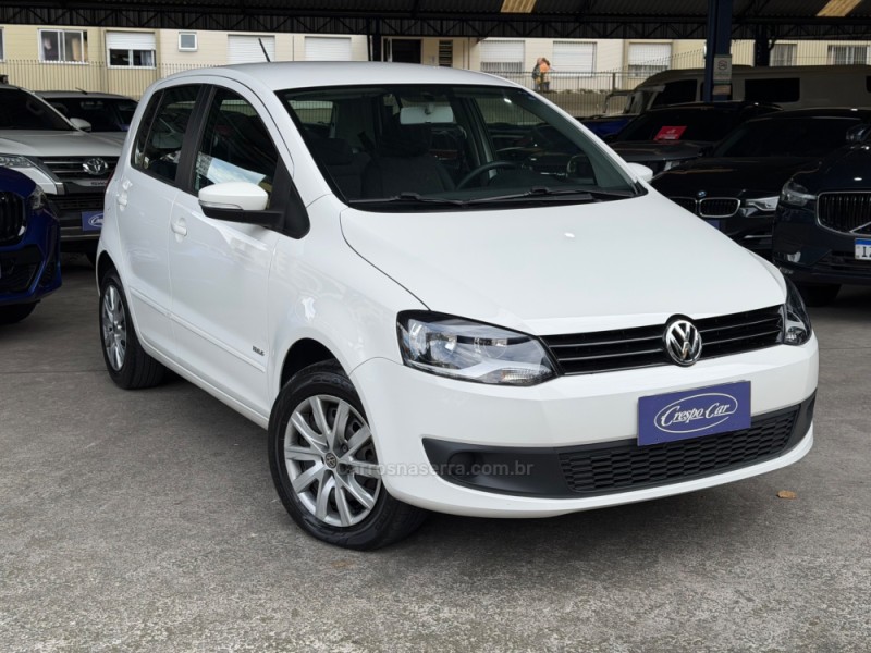 FOX 1.0 MI 8V FLEX 4P MANUAL - 2013 - CAXIAS DO SUL