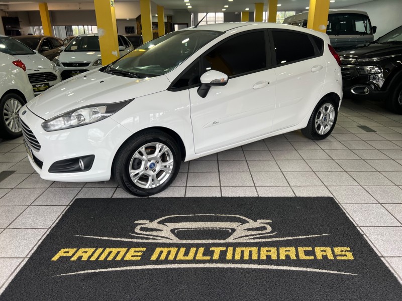 fiesta 1.6 se hatch 16v flex 4p automatico 2016 caxias do sul